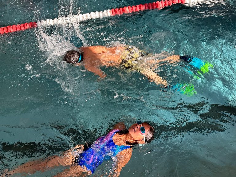 Die 2. Klassen im Element Wasser!🏊‍♀️